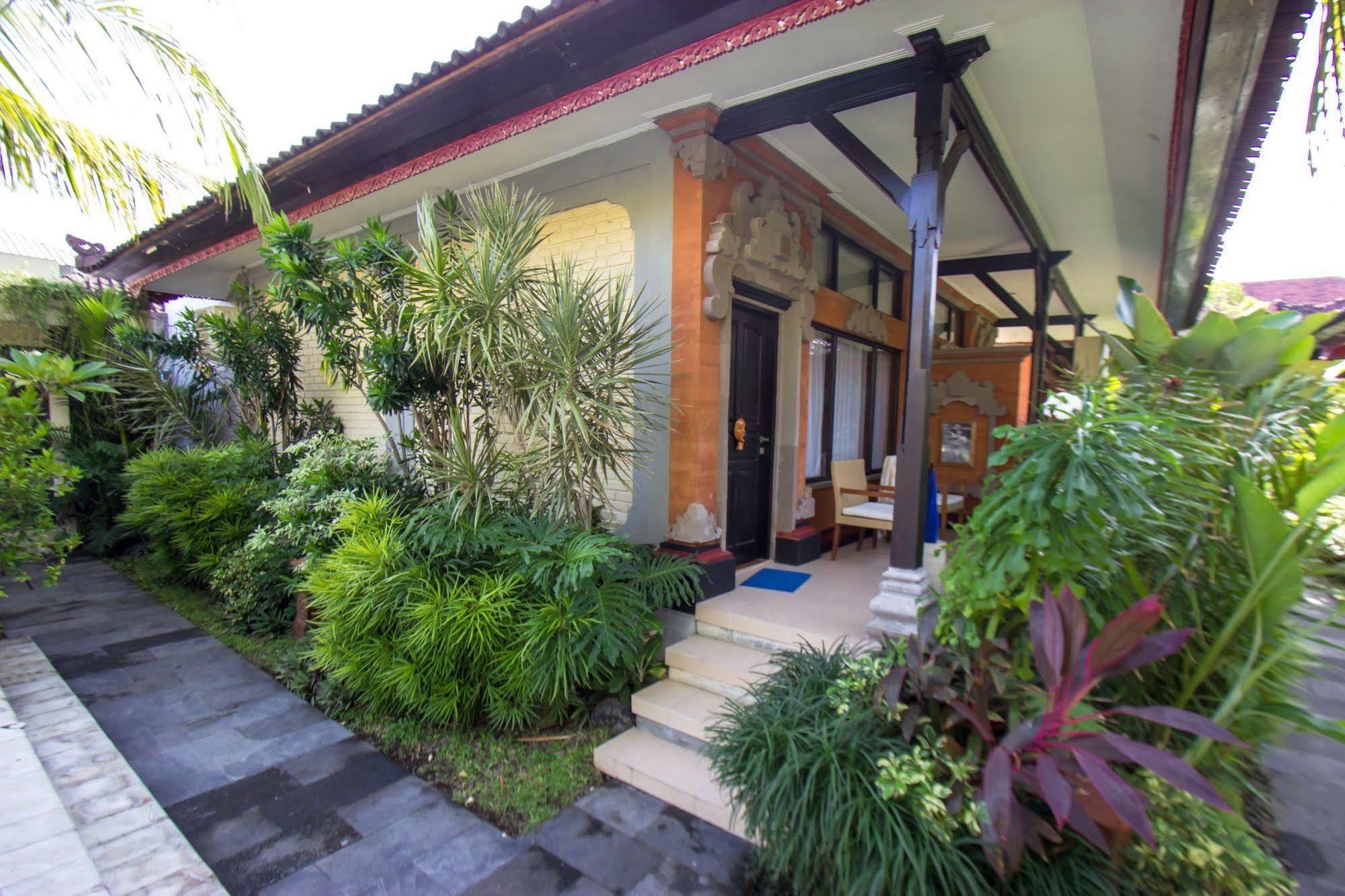Natya Hotel Tanah Lot Табанан Екстер'єр фото